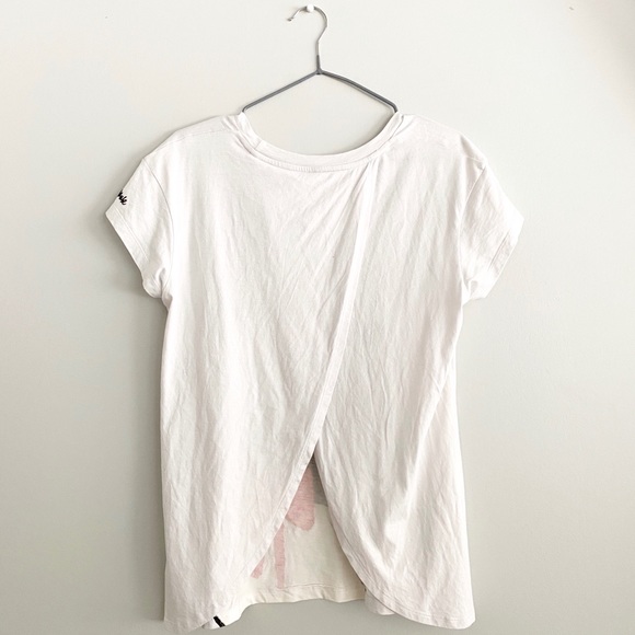 DISNEY PARKS Authentic Original Minnie Mouse Tee - Picture 4 of 6